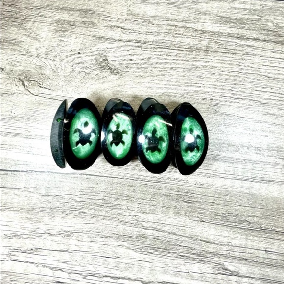 BLACK AQUA SEA TURTLE RESIN BEAD STRETCH BRACELET - Picture 9 of 12